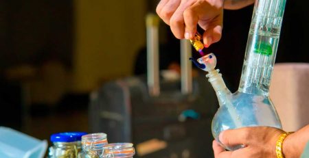 How to Clean a Bong the Right Way