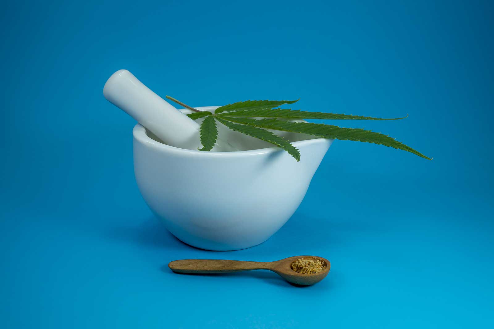 How to Grind Weed Even Without a Grinder